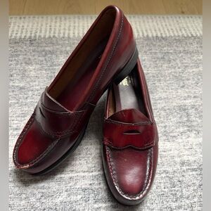 Bass Women's Burgundy Loafers